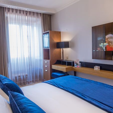 Casual Belle Epoque Lisboa Hotel ภายนอก รูปภาพ